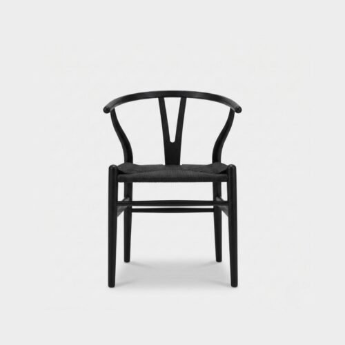 Silla Espoleta de madera de pino, ideal para eventos.