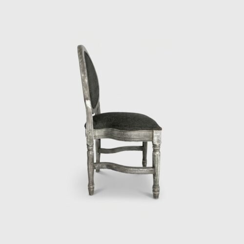 Silla Luis XV de madera de pino, ideal para eventos.