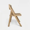 Silla Elia plegable de madera para eventos.