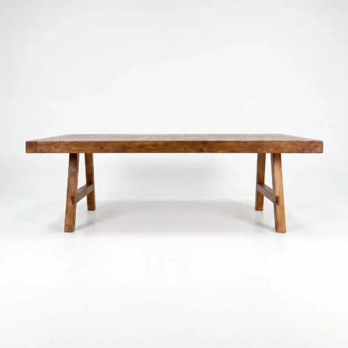Mesa Pata A de madera para eventos. Cubierta rectangular en madera de pino para 8 o 10 comensales. Base pata en A en madera de pino.