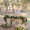 Mesa Principal de madera para eventos. Cubierta rectangular en madera de pino para novios. Base en madera de pino.