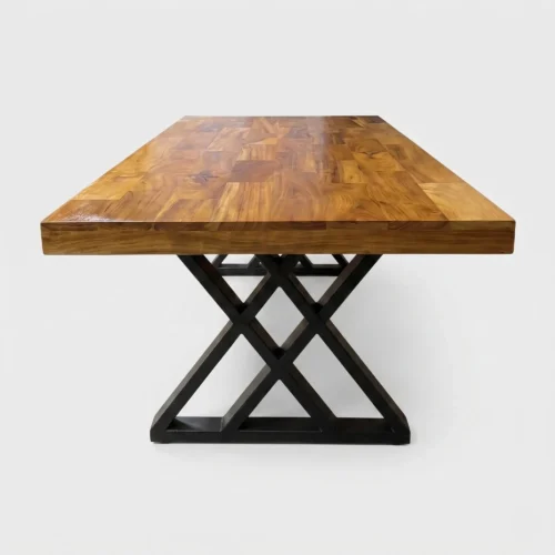 Mesa Rectangular de madera para evento, baso metálica doble x. Ideal para interiores.